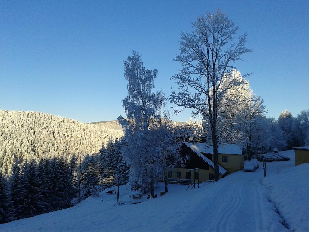 Chata Jawa Hotel Strazne Luaran gambar